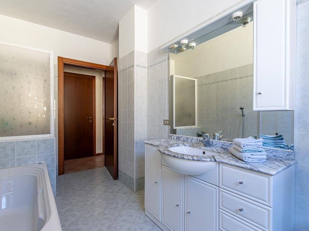 Appartamento a La valletta brianza in Via Vittorio Veneto, 20 - Foto 4