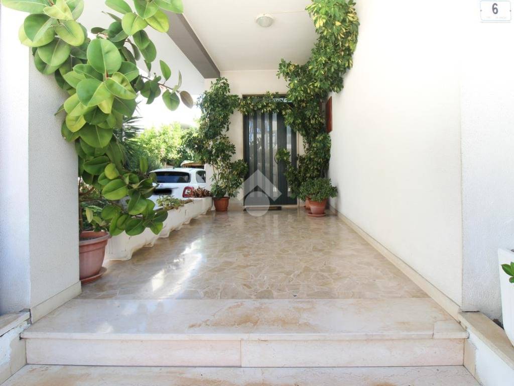 Casa indipendente a Roseto degli abruzzi in VIA OLANDA, 6 - Foto 2