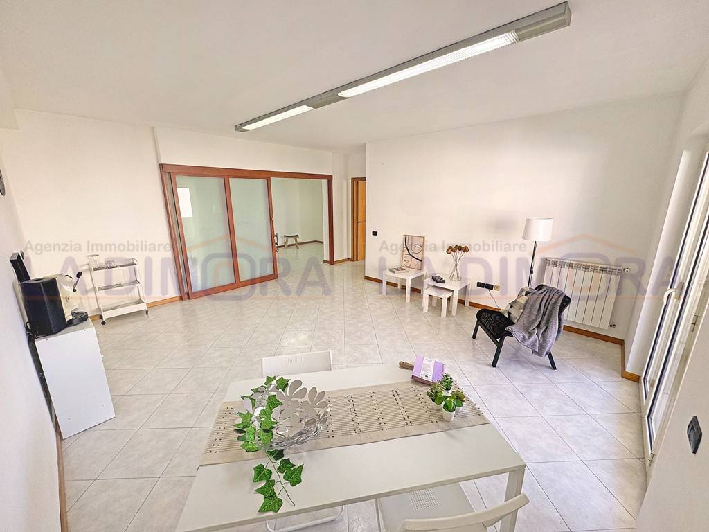 Appartamento a Aversa in Via Salvo D'Acquisto, 66 - Foto 2