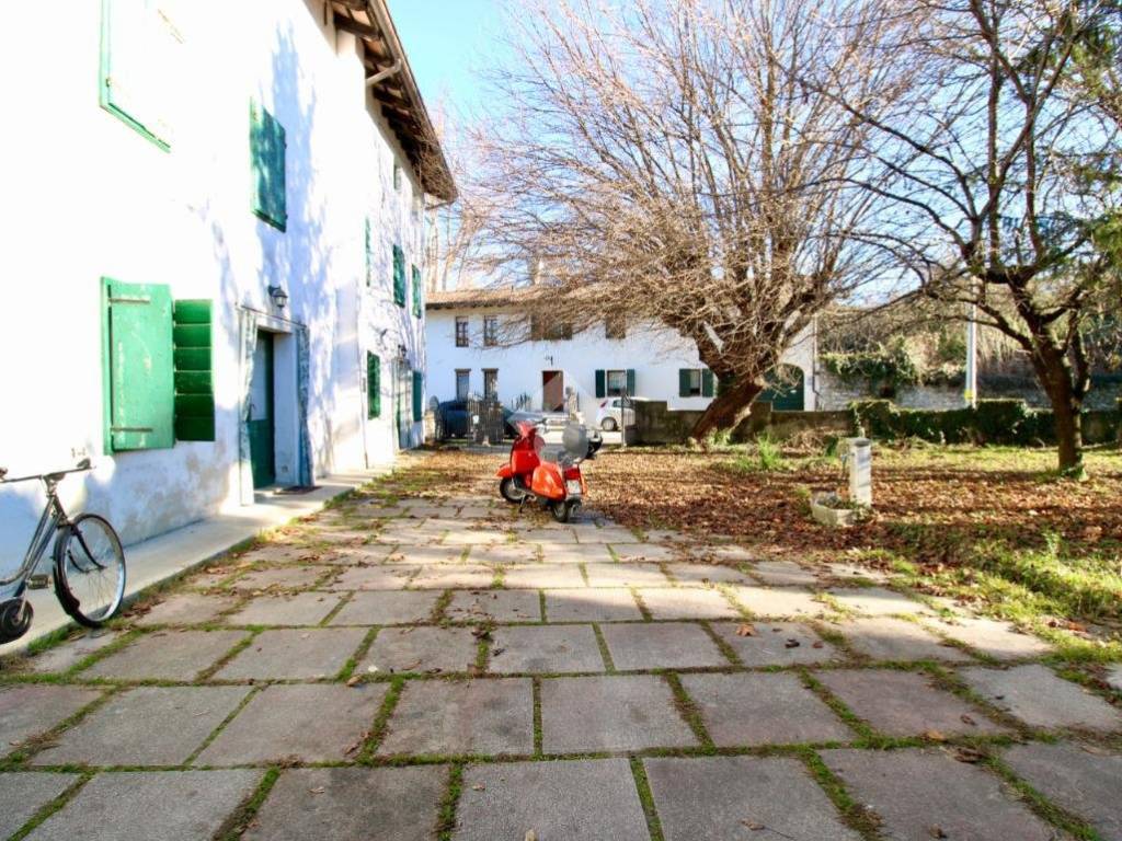 Casa indipendente a Aiello del friuli in Via F. Petrarca, 9 - Foto 3