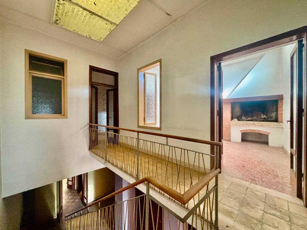 Casa indipendente a Todi in Corso Camillo Benso di Cavour - Foto 4