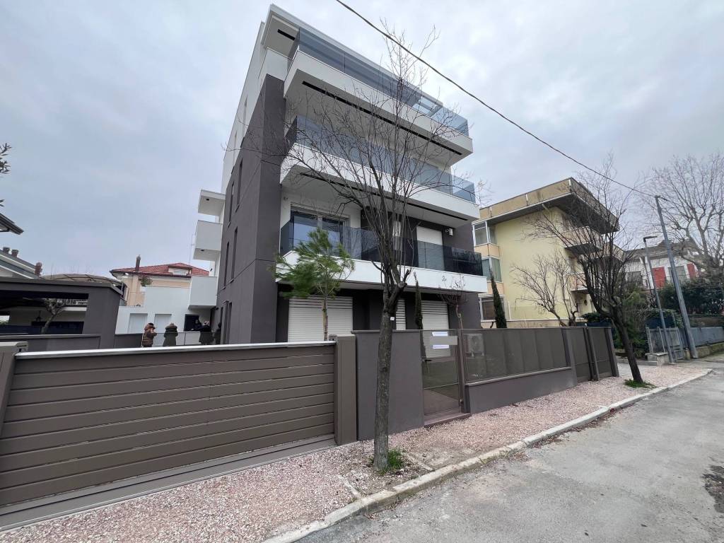 Appartamento a Riccione in Viale Cervia, 7 - Foto 4