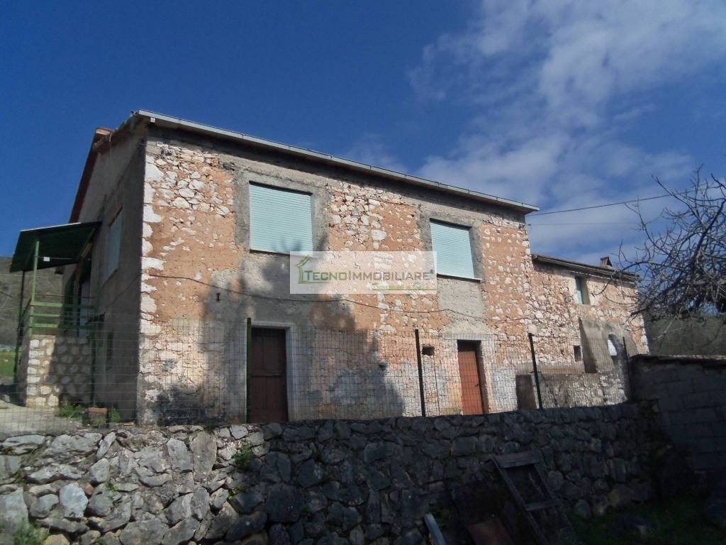 Casa indipendente a Pontecorvo in Contrada Sant'Oliva - Foto 4