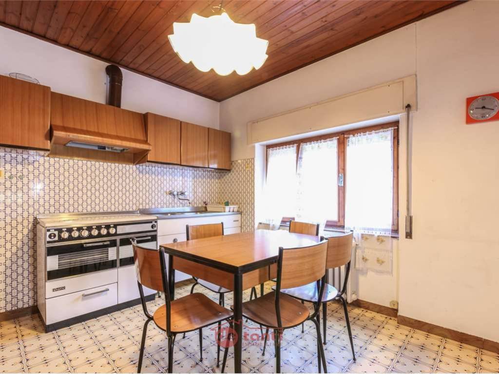 Appartamento a Piuro in Strada Comunale di Borgonuovo - Foto 3