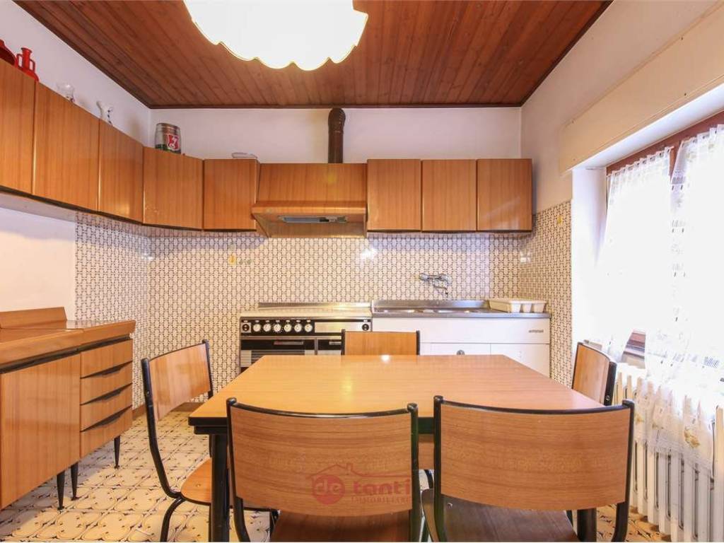 Appartamento a Piuro in Strada Comunale di Borgonuovo - Foto 4