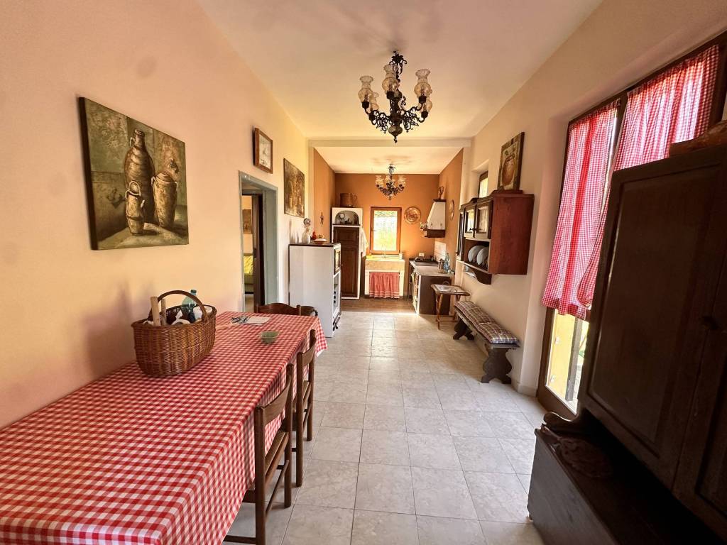Villa a Castiglione del lago in Via Nuova - Foto 2
