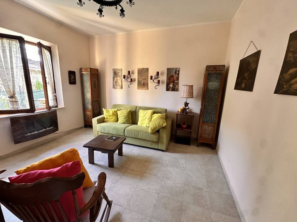 Villa a Castiglione del lago in Via Nuova - Foto 5
