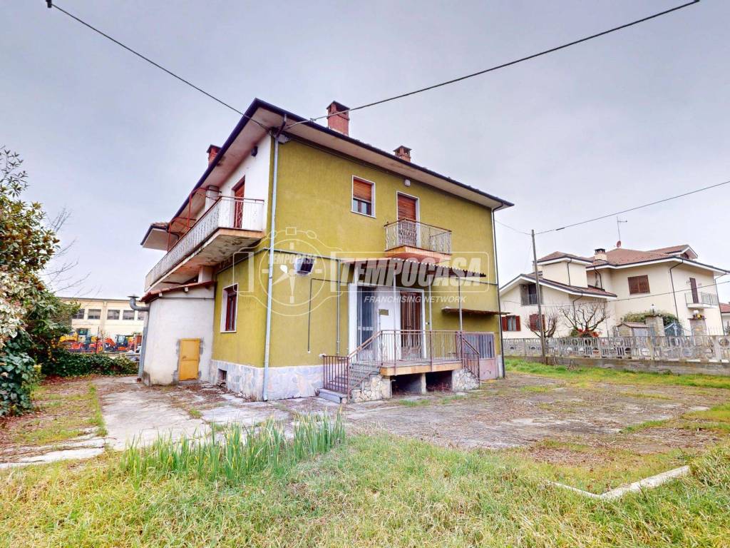 Villa a Bra in Via Don Luigi Orione 196 - Foto 3