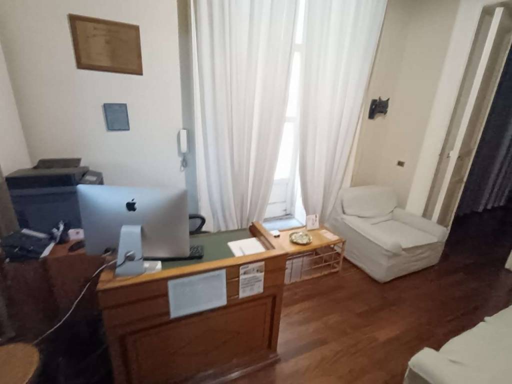 Immobile a Napoli in via CAVALLERIZZA A CHIAIA - Foto 4