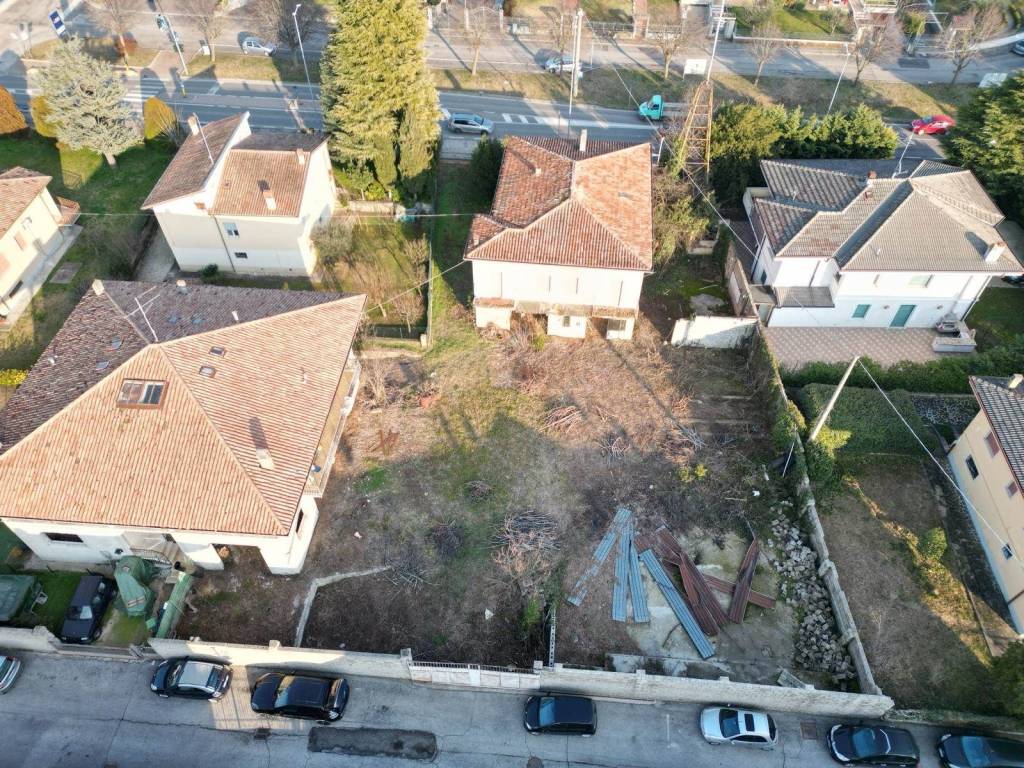 Terreno a Ponti sul mincio in Via Carducci - Foto 3