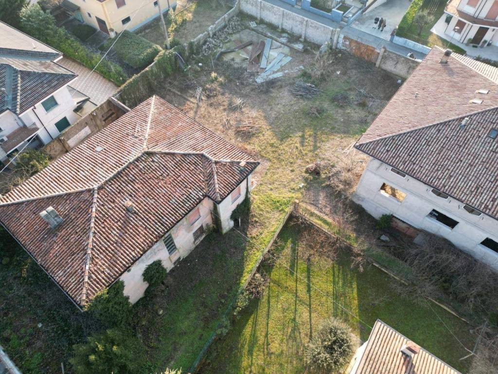 Terreno a Ponti sul mincio in Via Carducci - Foto 4