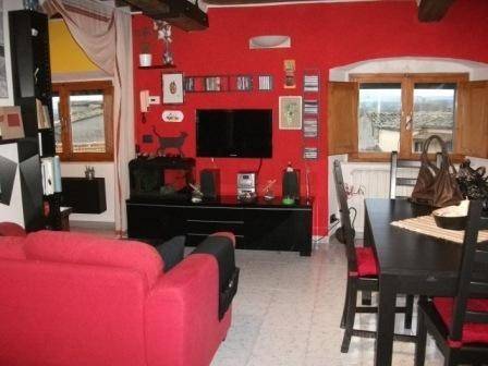 Appartamento a Colle di val d'elsa in Piazza Caduti del Lavoro - Foto 4