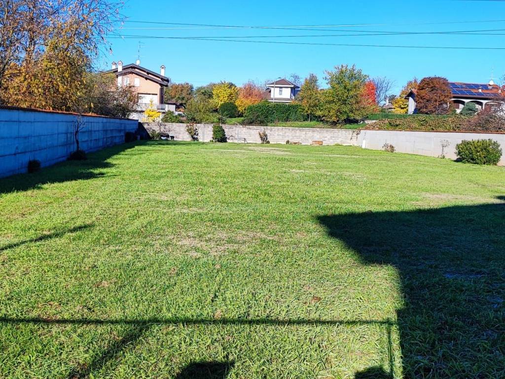 Terreno a Marnate in Via Vincenzo Bellini - Foto 2
