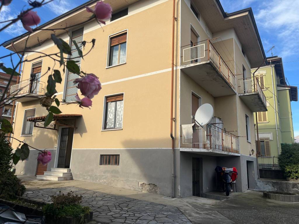 Villa a Ponderano in Via Giuseppe Mazzini - Foto 2