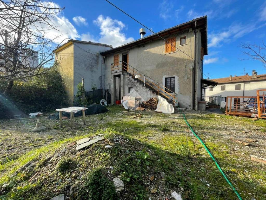 Casa indipendente a Gubbio in Località Scritto - Foto 3