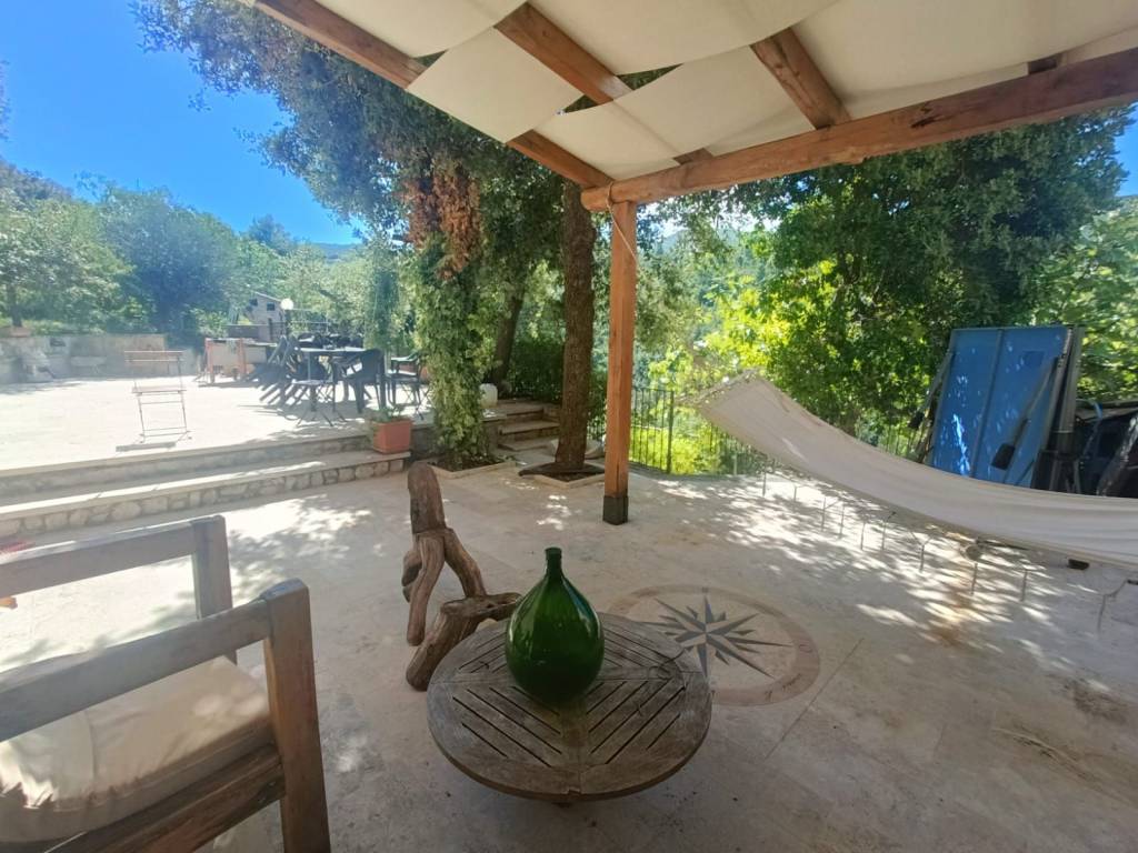 Villa a Spoleto in Località Arezzola, 9 - Foto 4