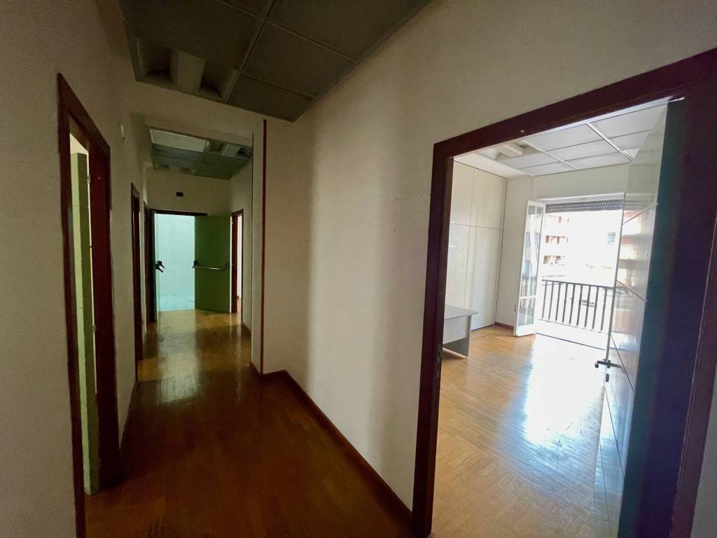Appartamento a Napoli in Via Roberto Bracco - Foto 5