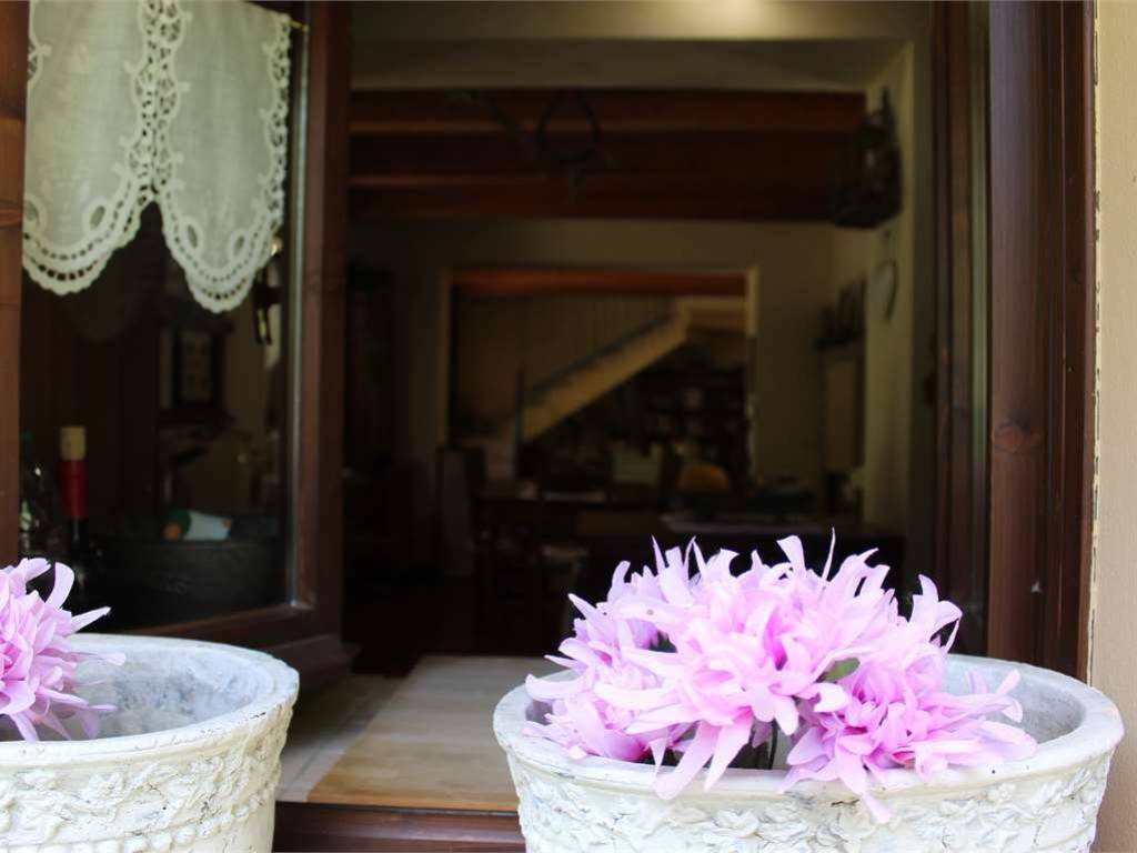 Rustico / casale a Urbino in VIA CA' ANGELONE, 6 - Foto 3