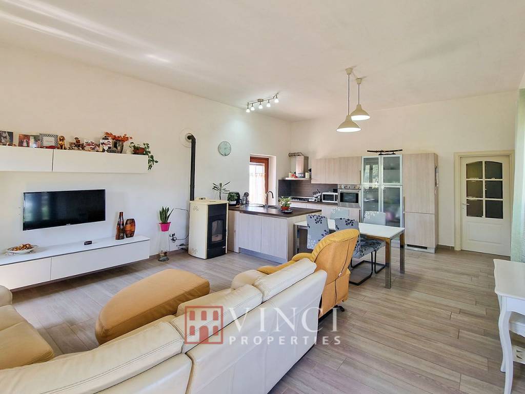 Rustico / casale a Sassocorvaro auditore - Foto 5