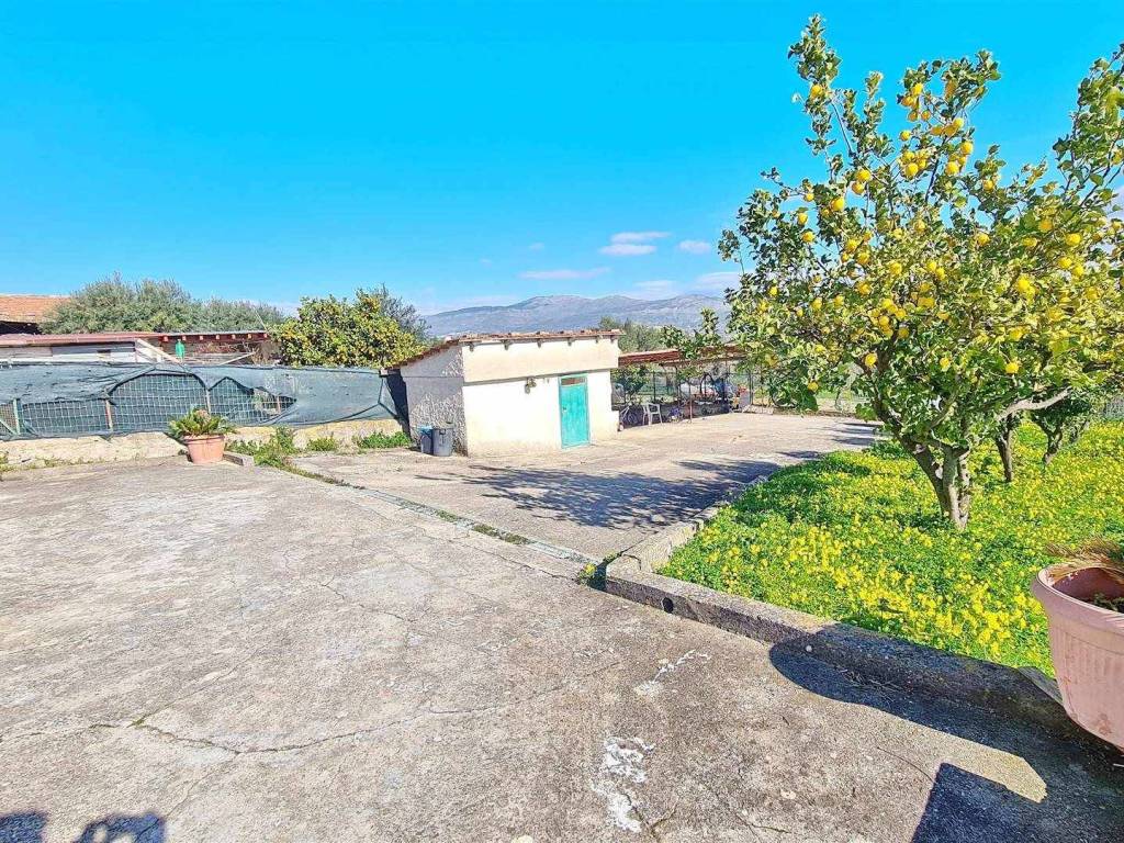 Villa a Minturno in via Luigi Cadorna , 132 - Foto 4