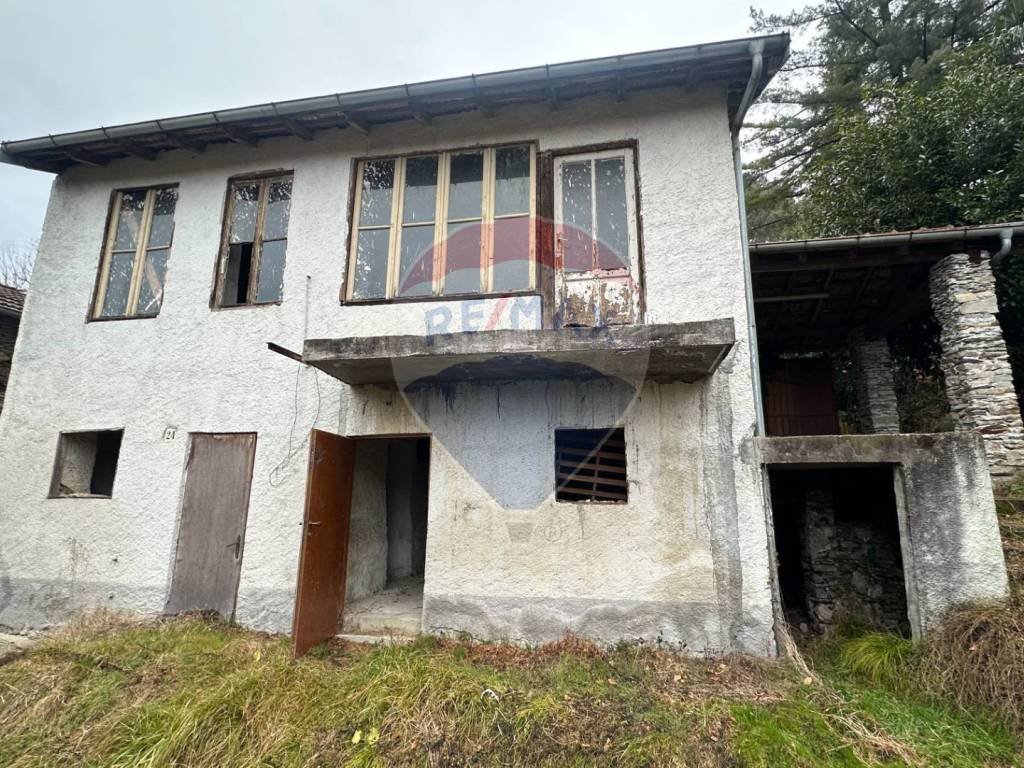 Rustico / casale a Luino in Vicolo Rebisello - Foto 3