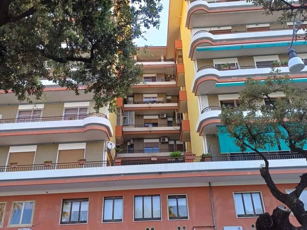 Appartamento a Salerno in Corso Giuseppe Garibaldi - Foto 4