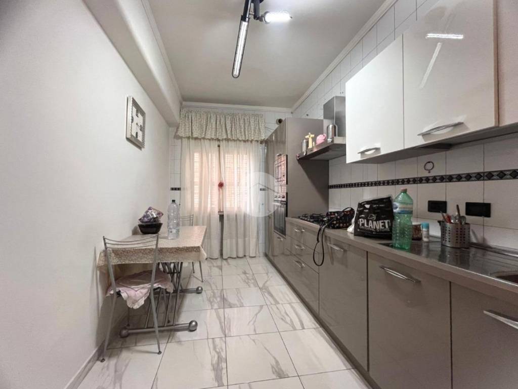 Appartamento a Napoli in Martin luther king, 9 - Foto 4