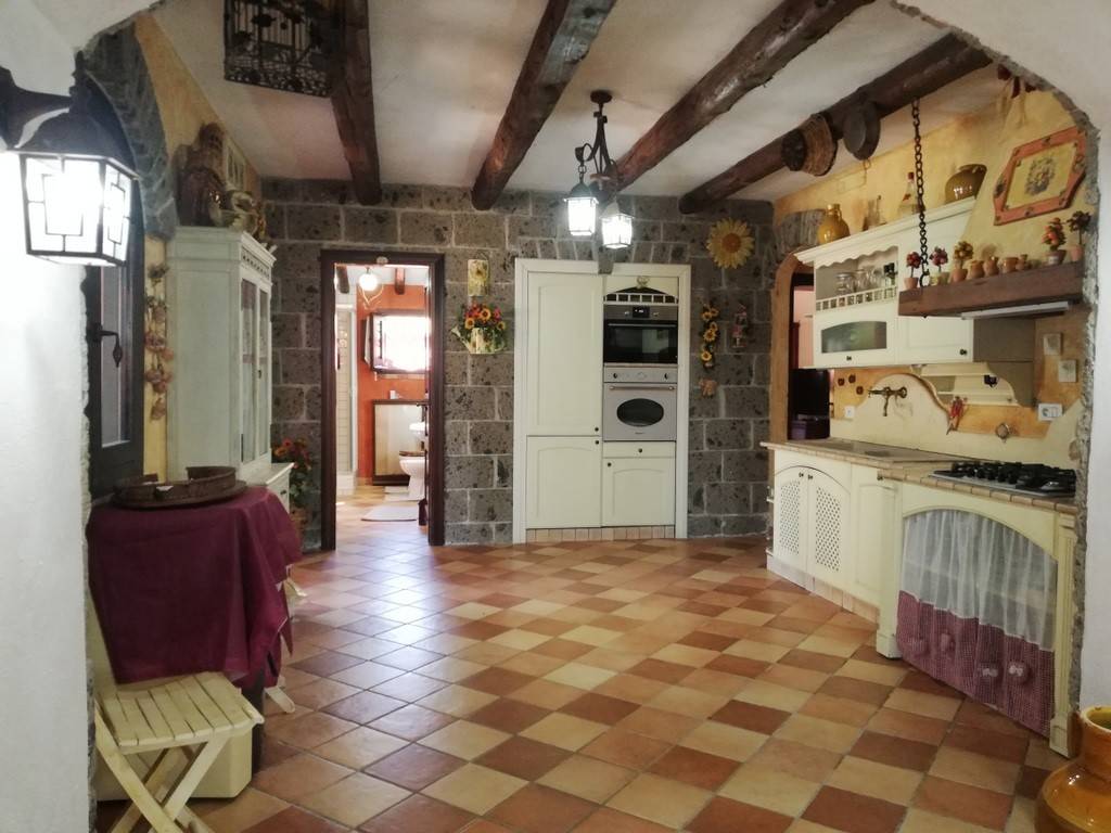 Villa a Caiazzo in Strada Seconda Vicinale Bosco, 1 - Foto 5