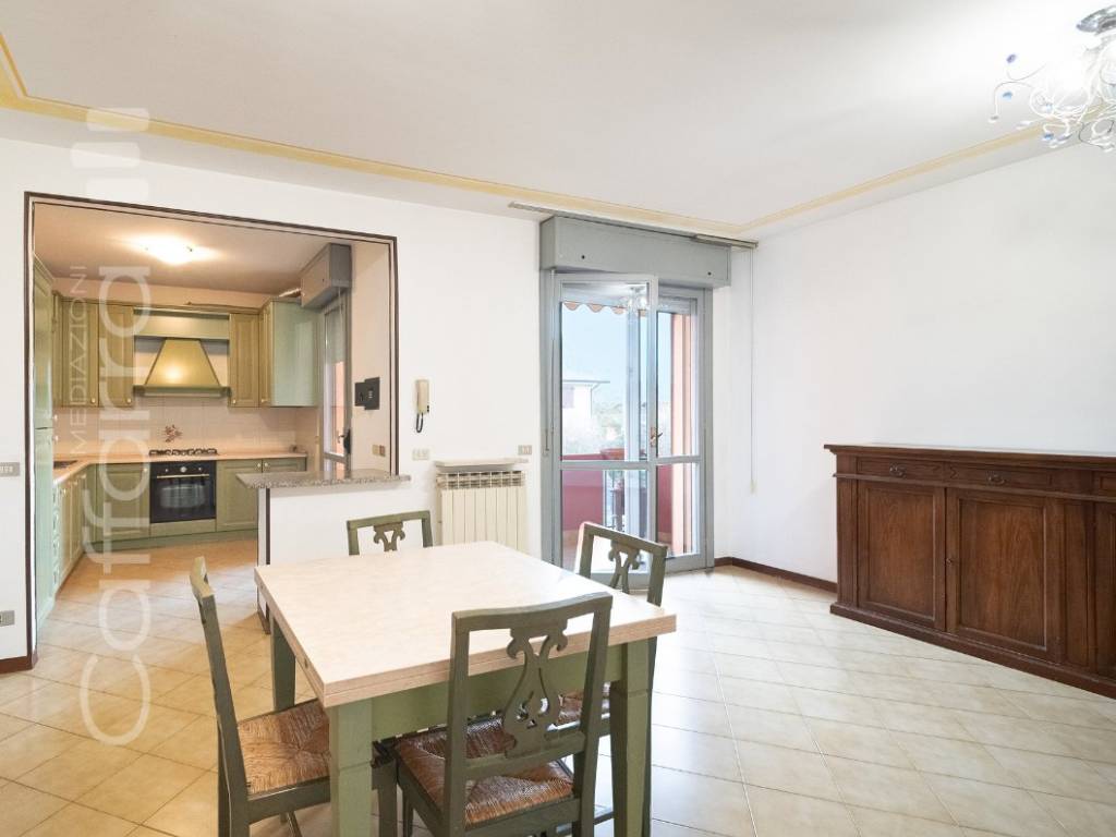 Appartamento a Volta mantovana in Strada Volta-Monzambano, 2 - Foto 2