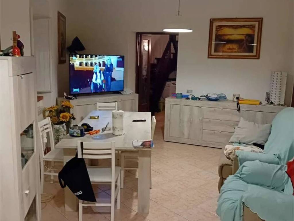 Casa indipendente a Sarzana in Via Canale Lunense - Foto 3