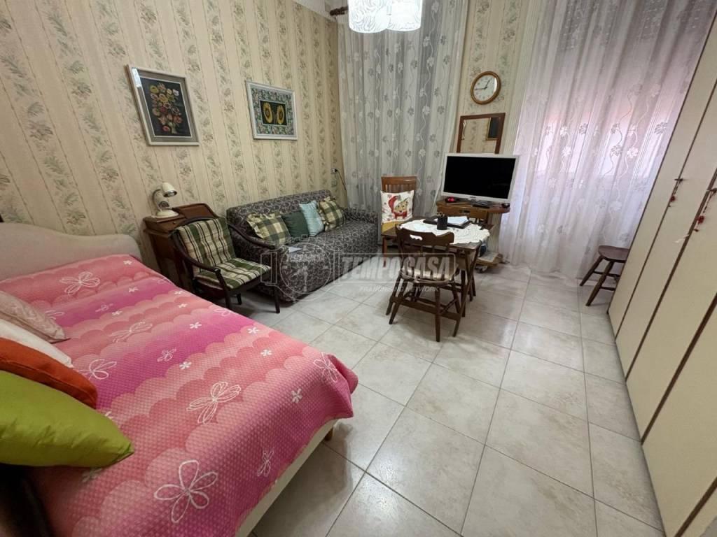 Appartamento a Napoli in Via San Giacomo dei Capri, 48 - Foto 4