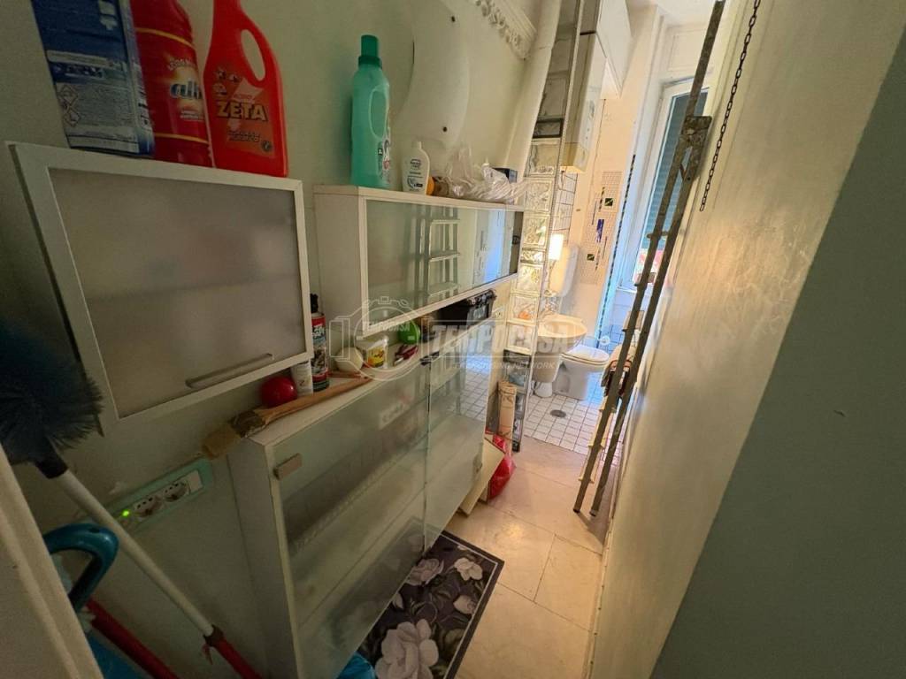 Appartamento a Napoli in Via San Giacomo dei Capri, 48 - Foto 5