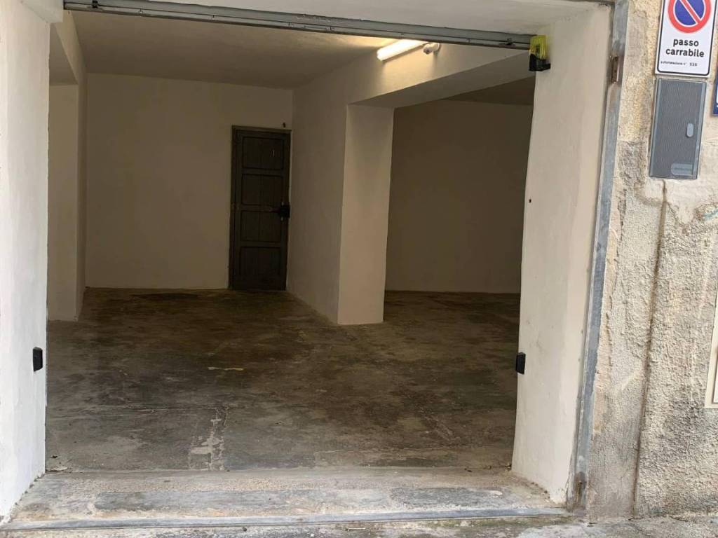 Box / garage a Vieste in Via Benedetto Brin - Foto 2