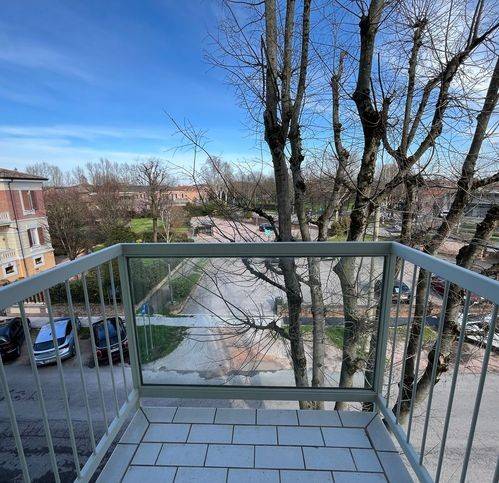 Appartamento a Mirandola in Via Francesco Montanari - Foto 2