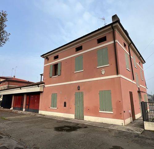 Villa a Mirandola in Viale Gramsci - Foto 5