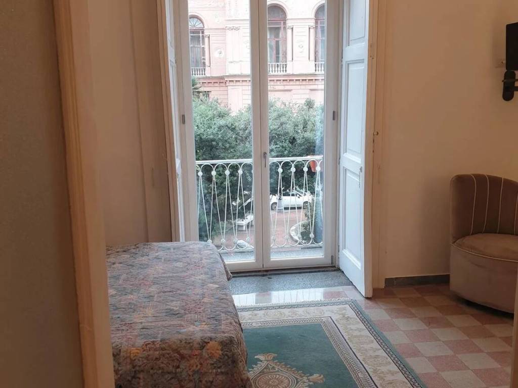 Appartamento a Salerno in Piazza Matteo Luciani S.N.C. - Foto 4