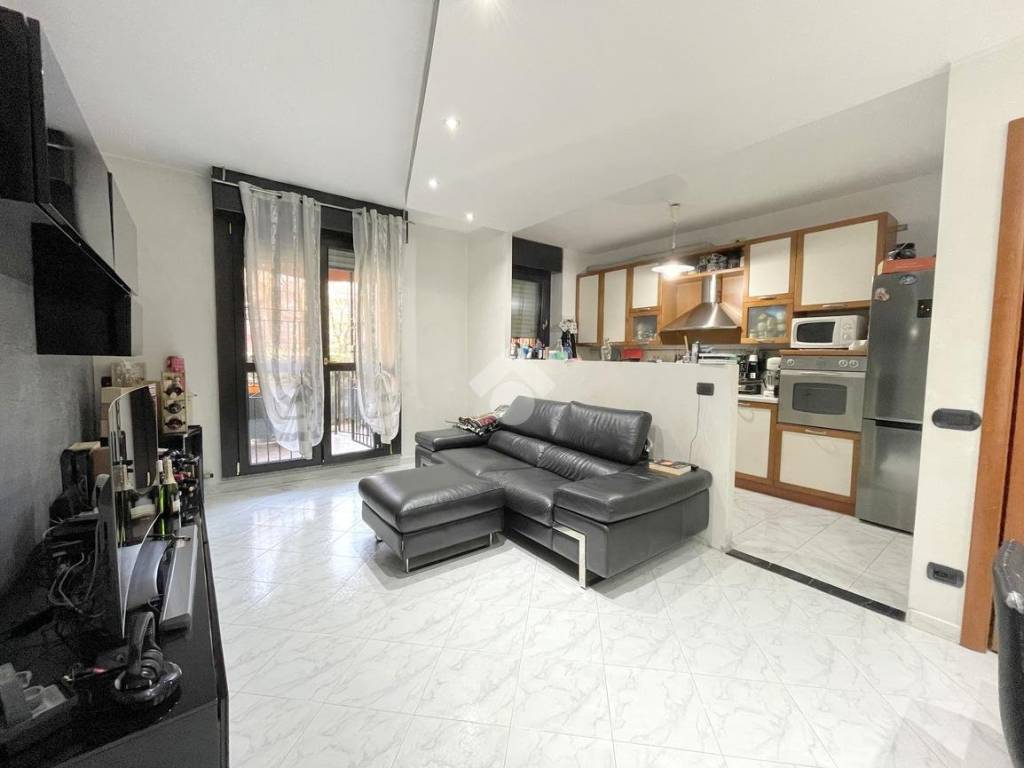 Appartamento a Cornaredo in Via Cristoforo Colombo, 96 - Foto 2