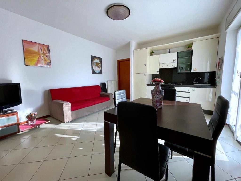 Appartamento a Terracina in Via Friuli Venezia Giulia, 22 - Foto 1