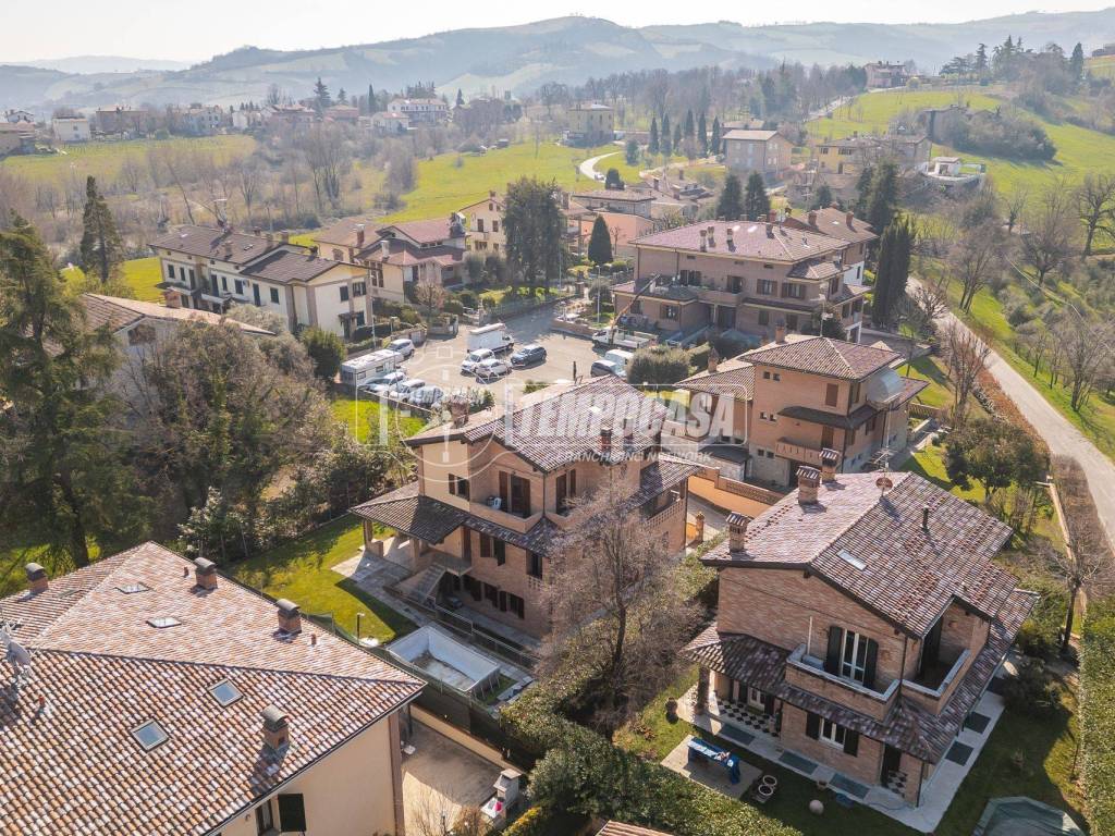 Villa a Castelvetro di modena in Via Braglia 7/C2 - Foto 3