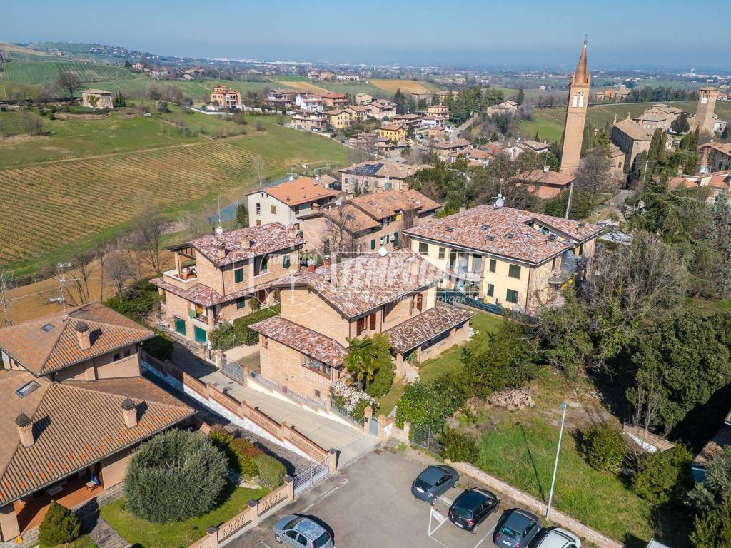 Villa a Castelvetro di modena in Via Braglia 7/C2 - Foto 5