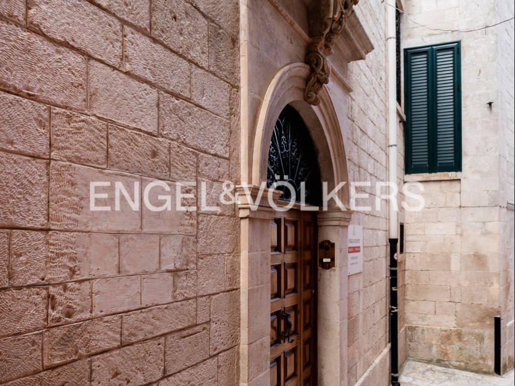 Palazzo / stabile a Ceglie messapica in Via Maddalena, 10 - Foto 2