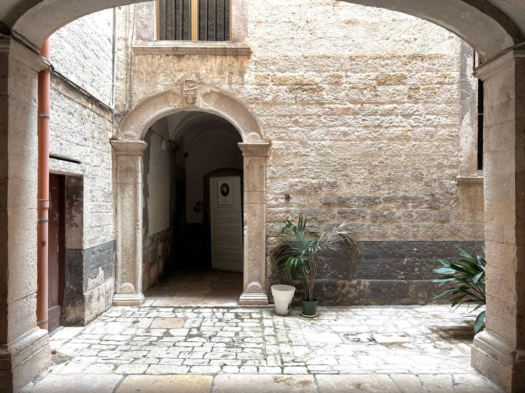 Appartamento a Bisceglie in Via Cardinale Dell'Olio - Foto 3