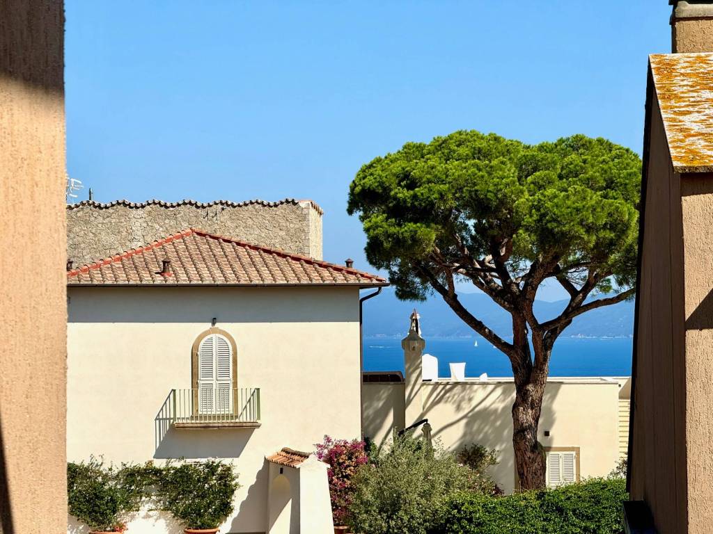Appartamento a Monte argentario in Via Lividonia - Foto 2