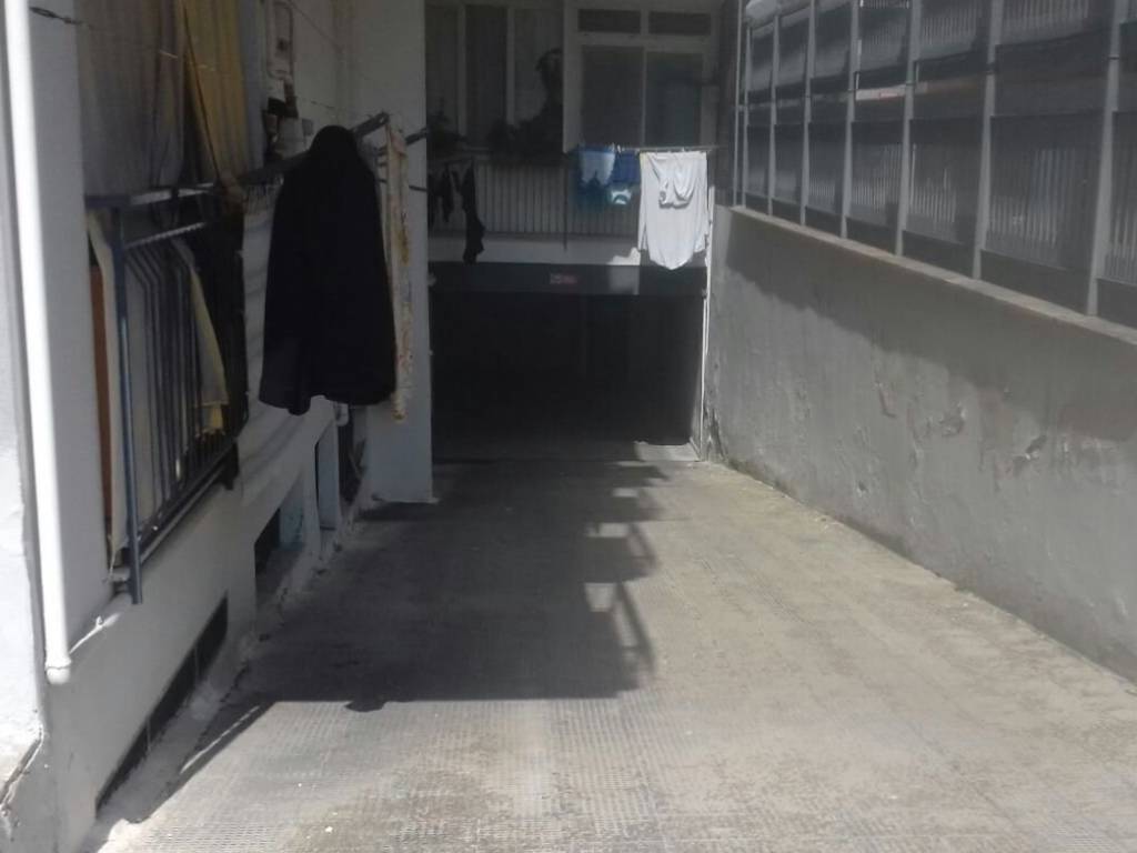 Box / garage a Bari in Via Cremona - Foto 4