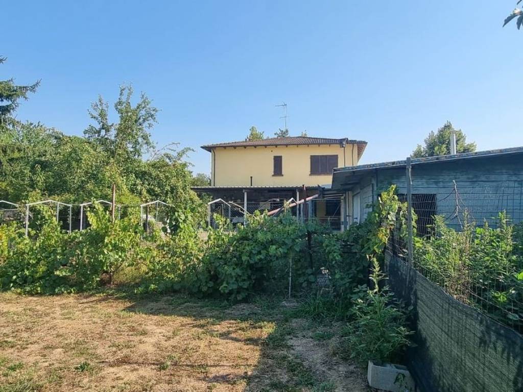Villa a Alessandria in Strada Cornaglie - Foto 4
