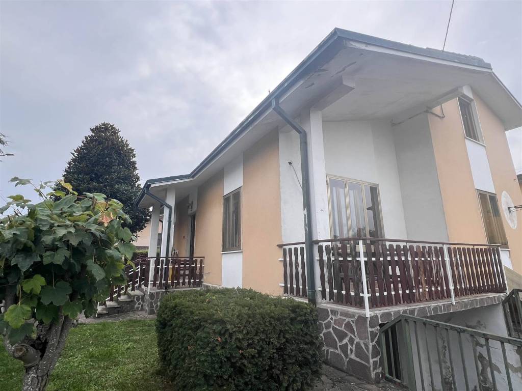 Villa a Rivergaro in Via Gramsci, 11 - Foto 2