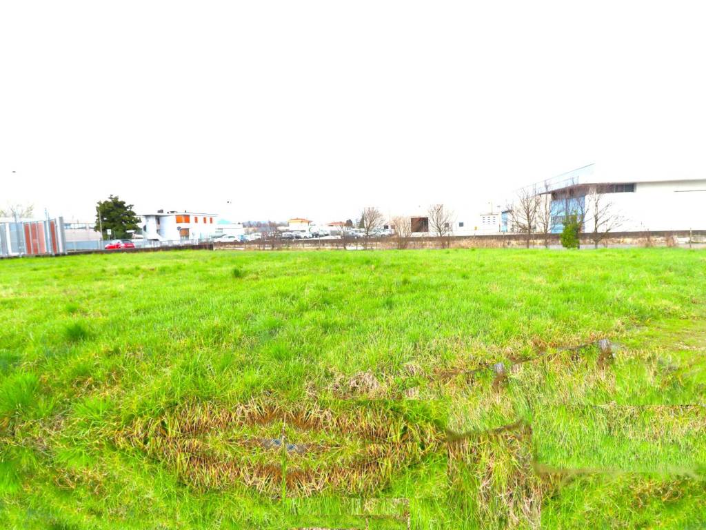 Terreno a Pordenone in Via Jacopo Linussio - Foto 4