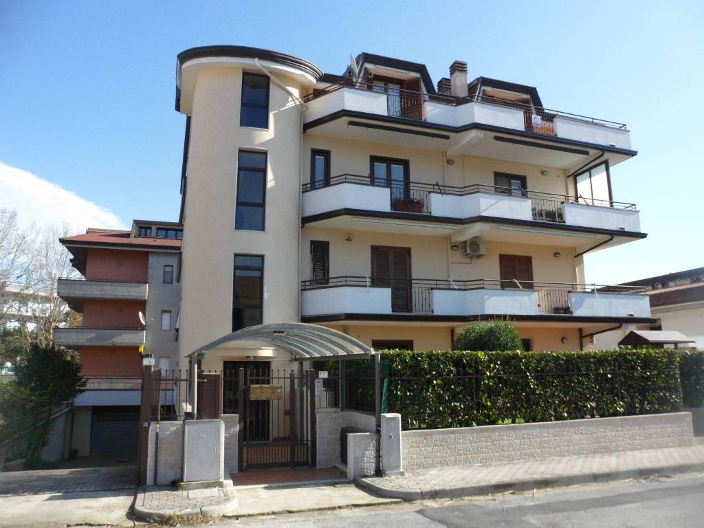 Appartamento a Airola in Via Lavatoio - Foto 2