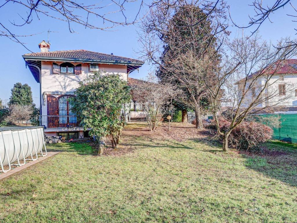Villa a Castelletto sopra ticino in Via Oldrina - Foto 3