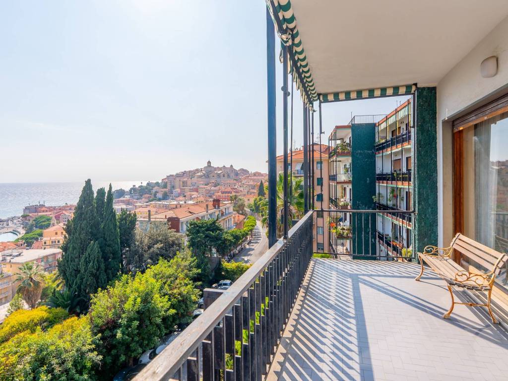 Appartamento a Imperia in Viale della Rimembranza, 10 - Foto 3
